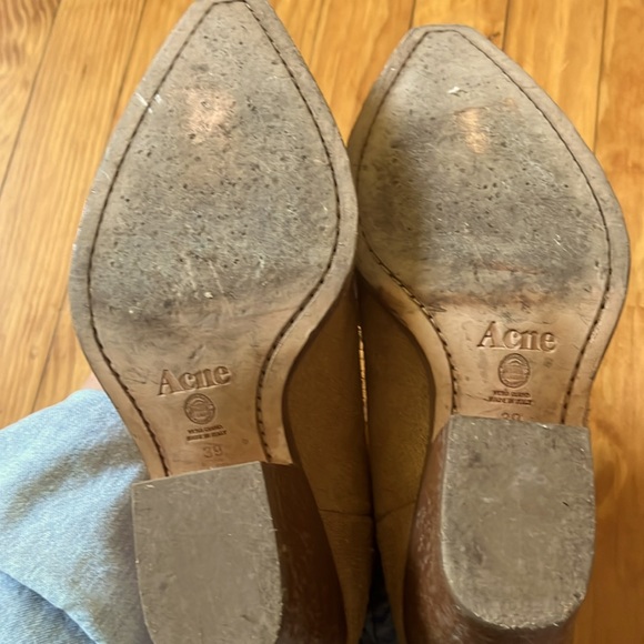 ACNE Studios tan suede ankle western boots - Picture 7 of 8